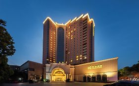 Courtyard By Marriott Shanghai Hongkou